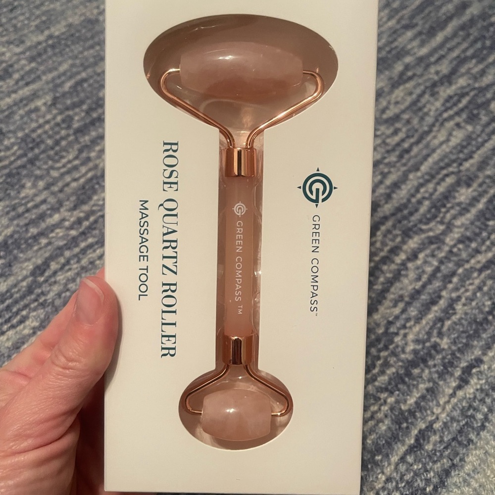 Rose Quartz Facial Roller